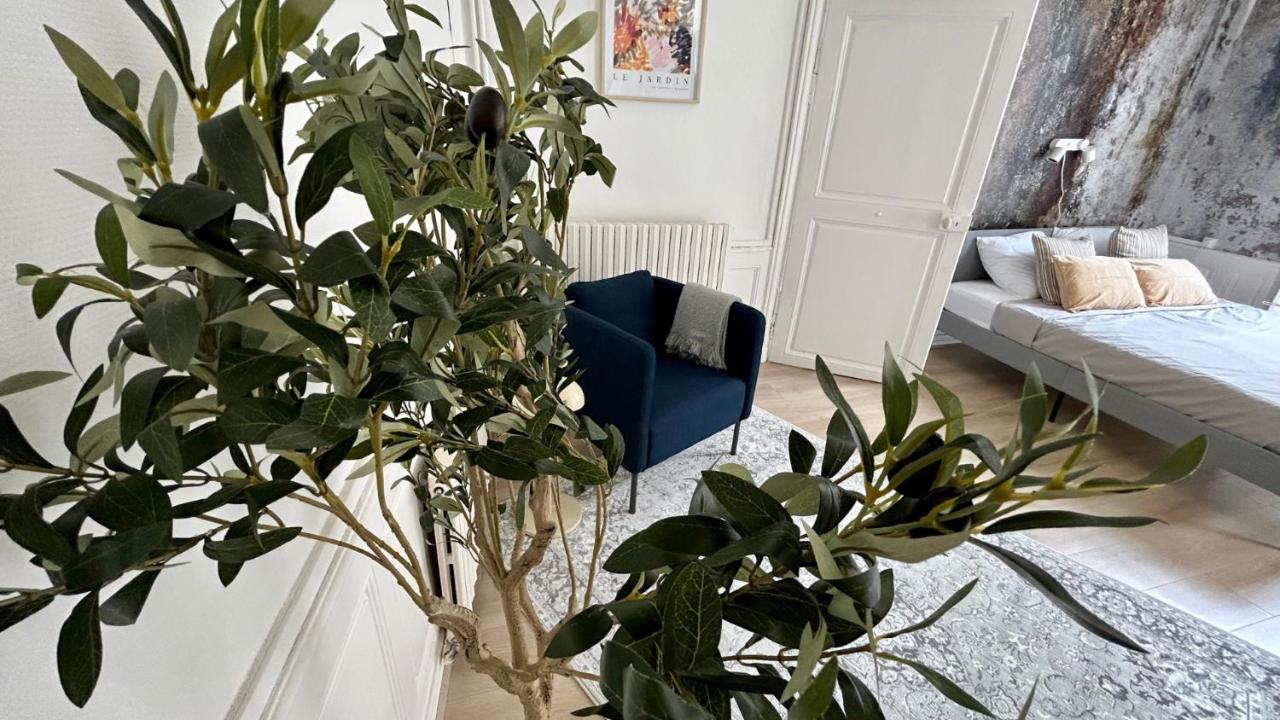 L'Authentique Appartement Autun Buitenkant foto